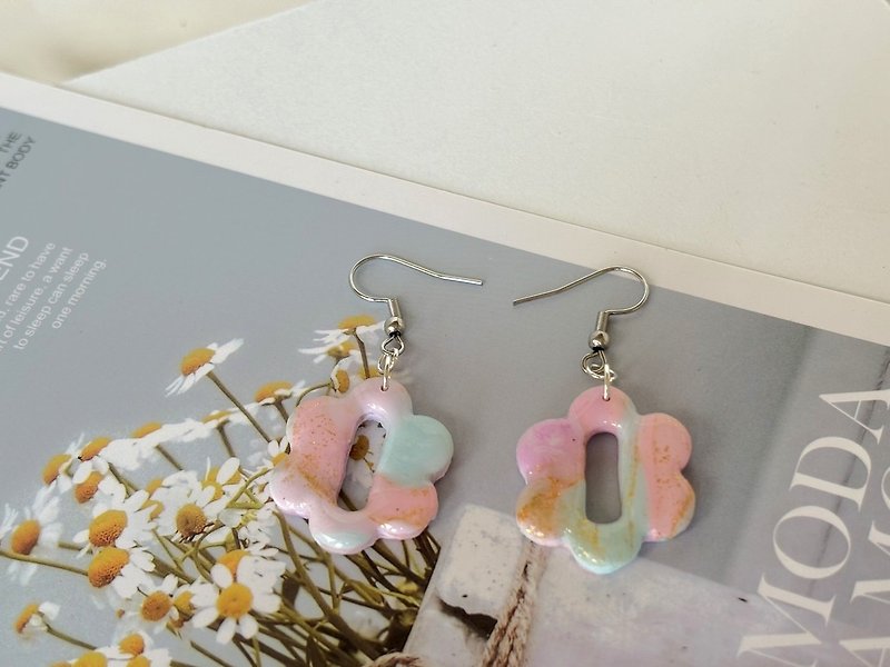 Handmade soft clay earrings in flower shape and mermaid color - Earrings & Clip-ons - Pottery 