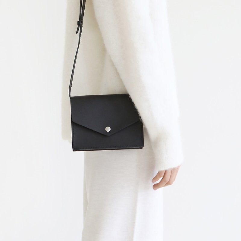 JOYDIVISION single shoulder diagonal envelope bag leather simple handbag retro bag - กระเป๋าแมสเซนเจอร์ - หนังแท้ 