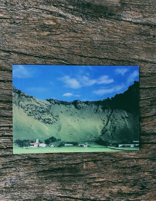 青青的島 My Greengreen island 世界的風景。冰島上的抹茶色的山 攝影明信片 青青的島