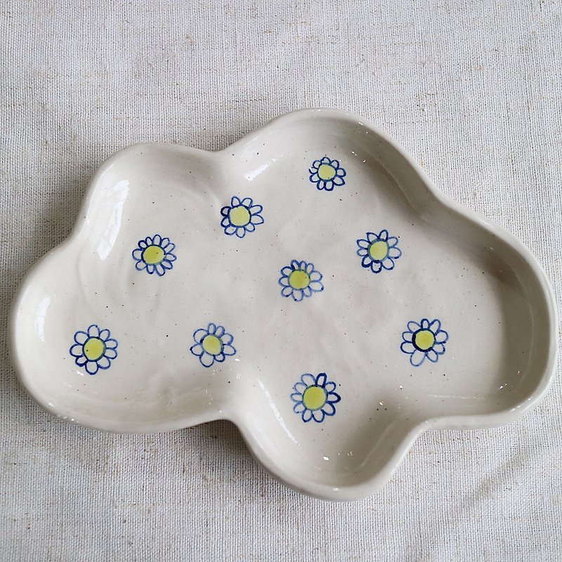 花の空プレート - 小皿 - 陶器 