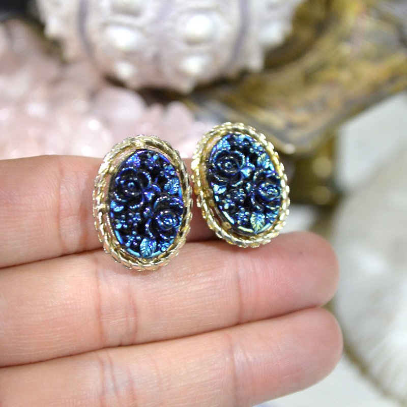 Aristocratic blue rose flower clip-on earrings Clip-On noble Japanese second-hand medieval jewelry vintage - Earrings & Clip-ons - Gemstone Multicolor