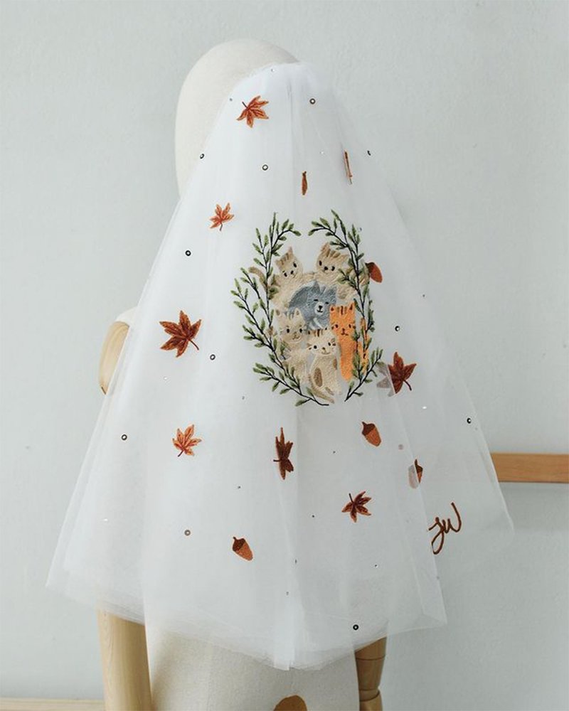 Kitty on the autumn (Customized Veil) - 髮夾/髮圈 - 聚酯纖維 白色