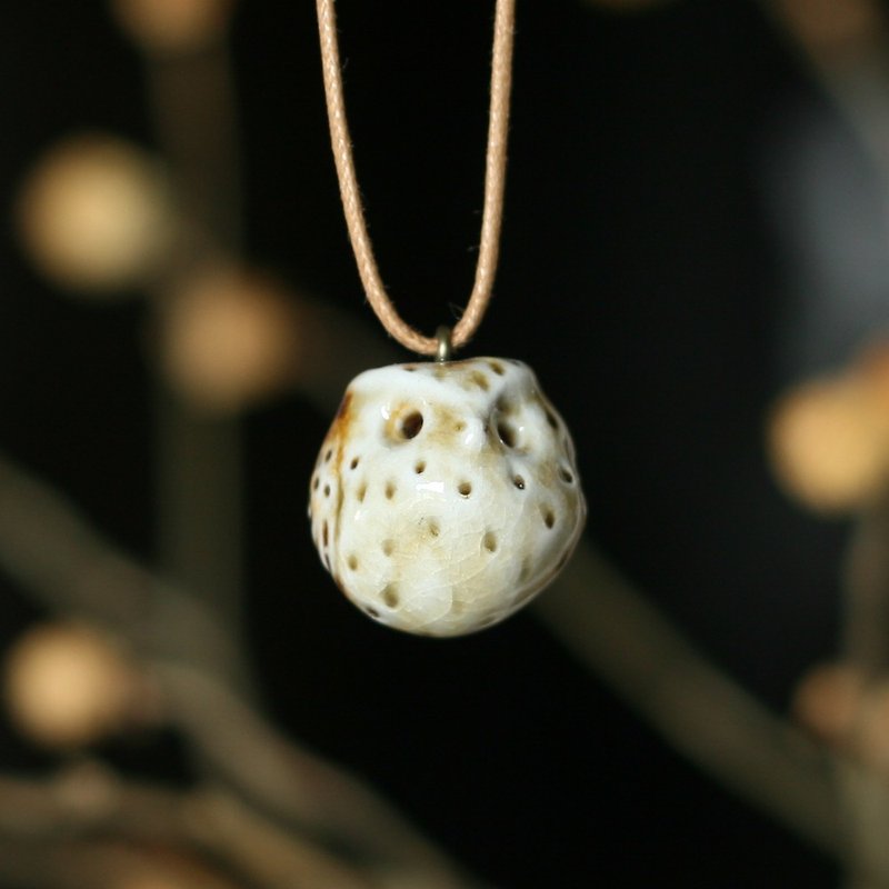 Firewood Pottery Oil Necklace White Dot Owl - Necklaces - Pottery Khaki