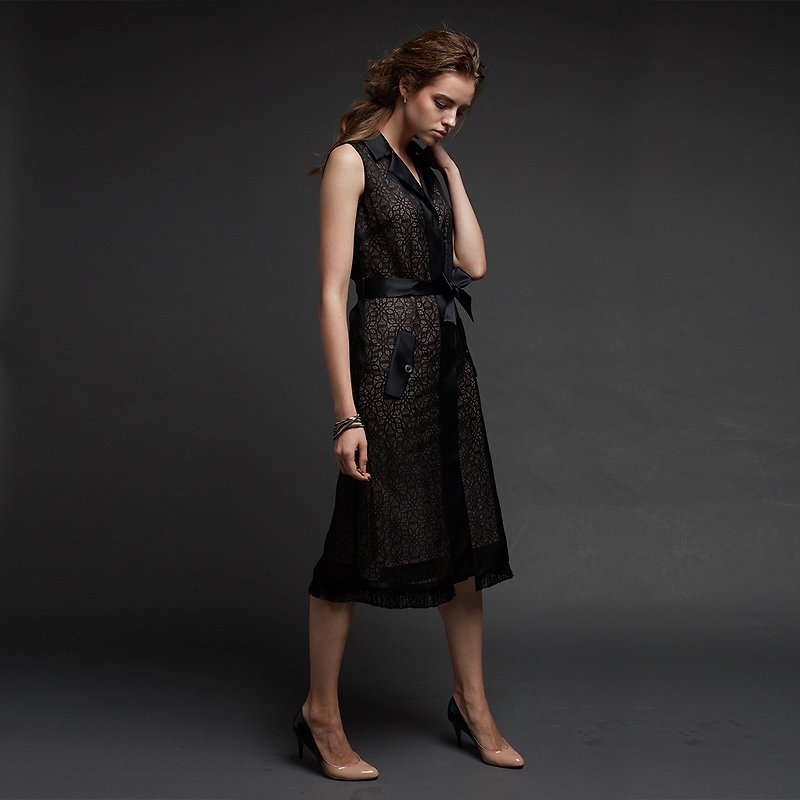 黑色蕾絲風衣式洋裝 - 西裝外套 - 聚酯纖維 黑色