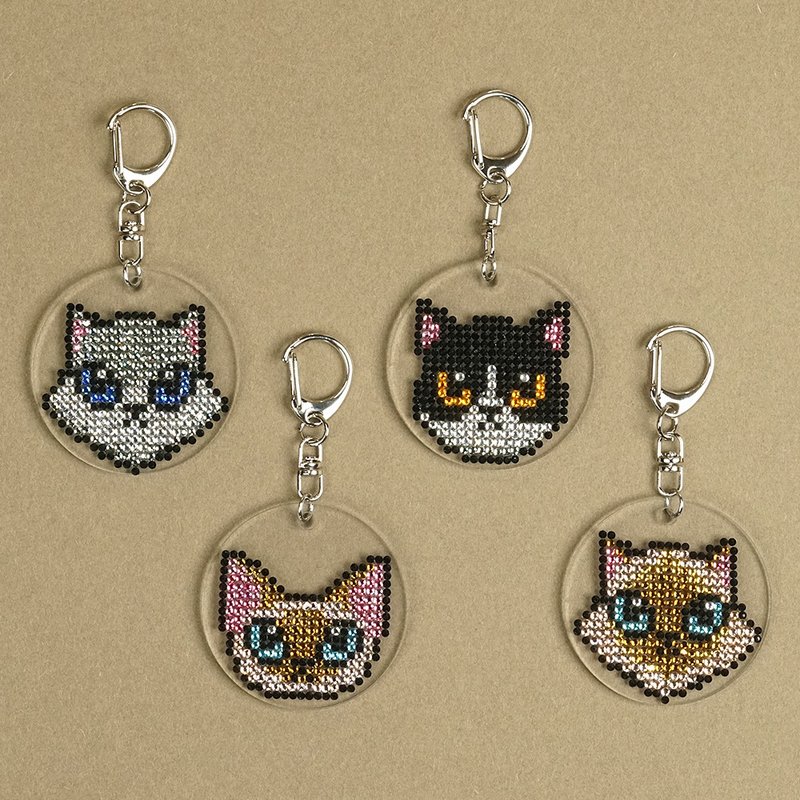 Rhinestone Craft - Cat Rhinestone Keychain - ที่ห้อยกุญแจ - วัสดุอื่นๆ สีกากี