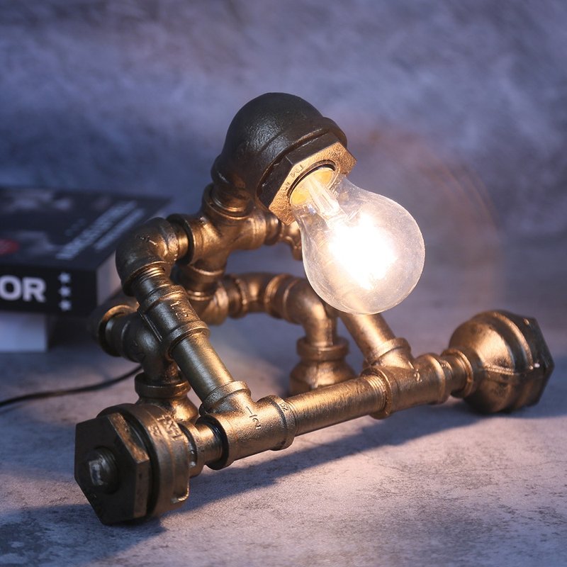 Industrial style creative robot water pipe lamp study desk lamp bedroom desk lamp LED dimmable desk lamp - โคมไฟ - โลหะ สีนำ้ตาล