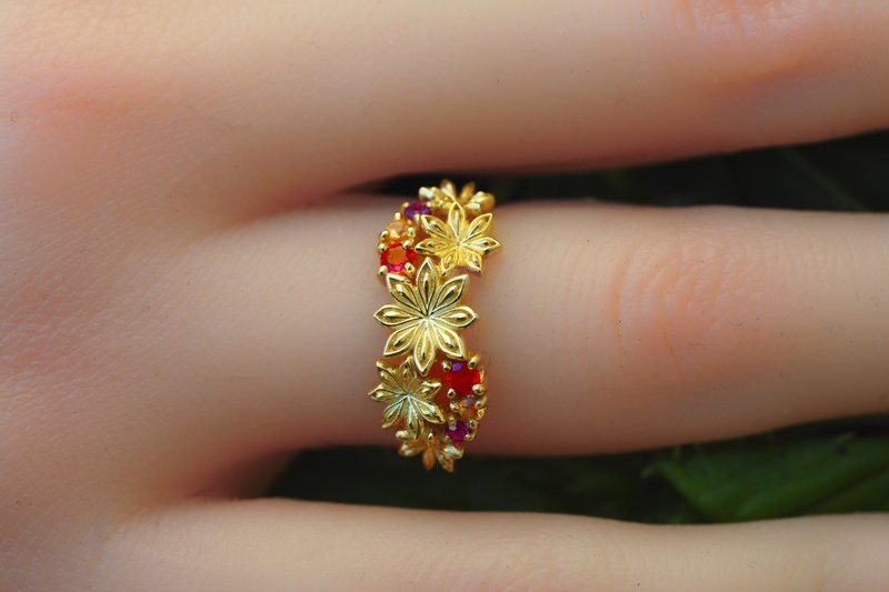 Gold ring with sapphires and amethysts - 戒指 - 貴金屬 金色