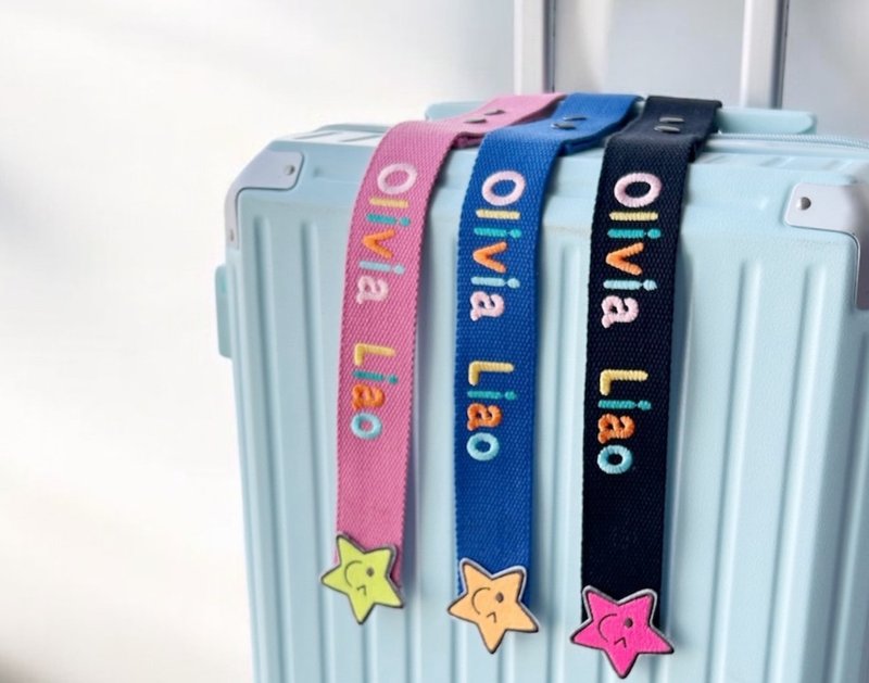 Personalized full-color name embroidered luggage streamer - smiling star style - ป้ายสัมภาระ - งานปัก 