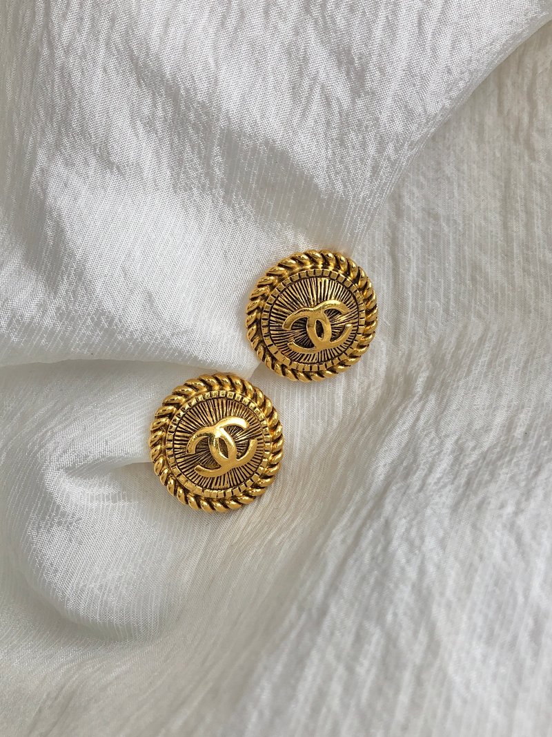 【 日本直送　名牌中古包 】CHANEL シャネル イヤリング ゴールド ココマーク ラウンド vintage ヴィンテージ オールド v8dgvx - 耳環/耳夾/耳骨夾 - 其他材質 金色