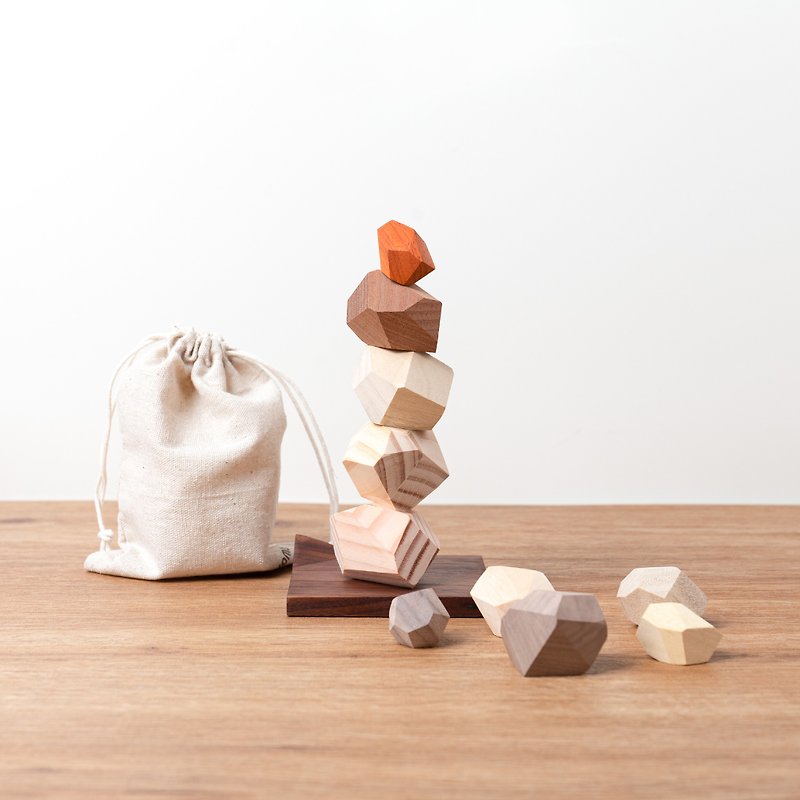 Woodas Deluxe | Crafted Japanese Wooden Stacking Rock - ของวางตกแต่ง - ไม้ สีนำ้ตาล