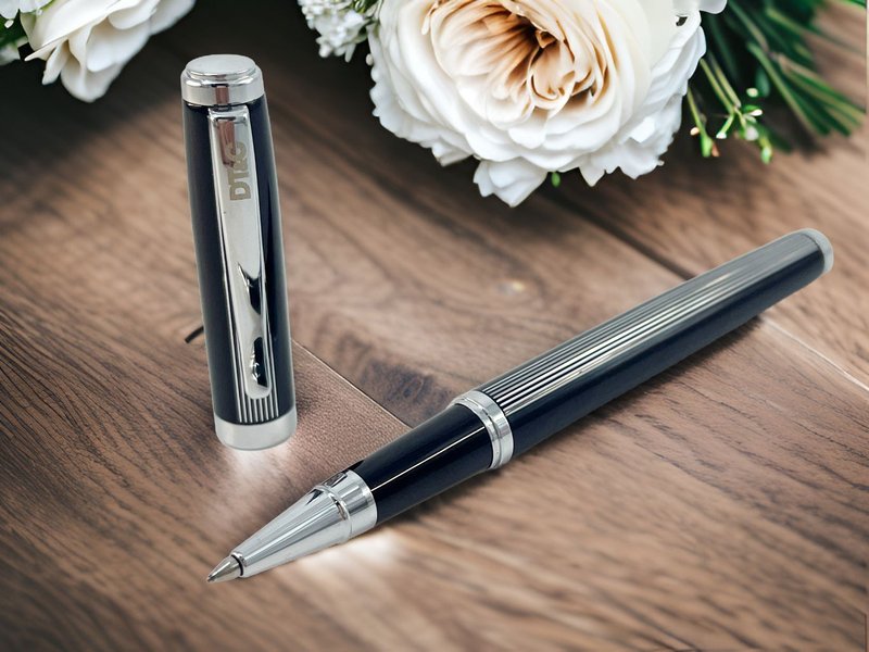 【DT&CREATION】Linear Life Ballpoint Pen-Black Silver Edition - แฟ้ม - โลหะ สีดำ