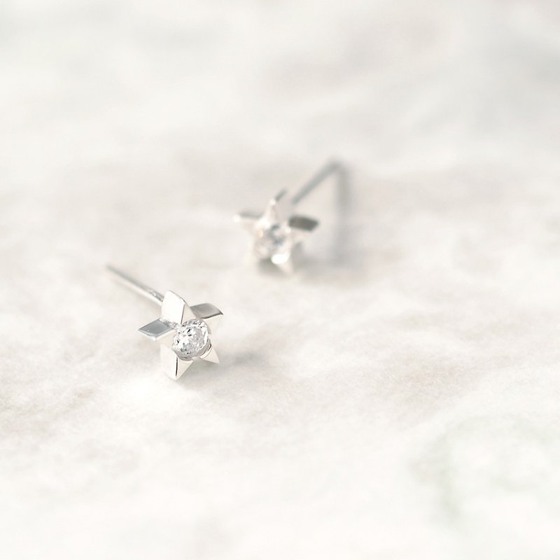 White tiny star earrings Silver 925 - Earrings & Clip-ons - Other Metals Silver