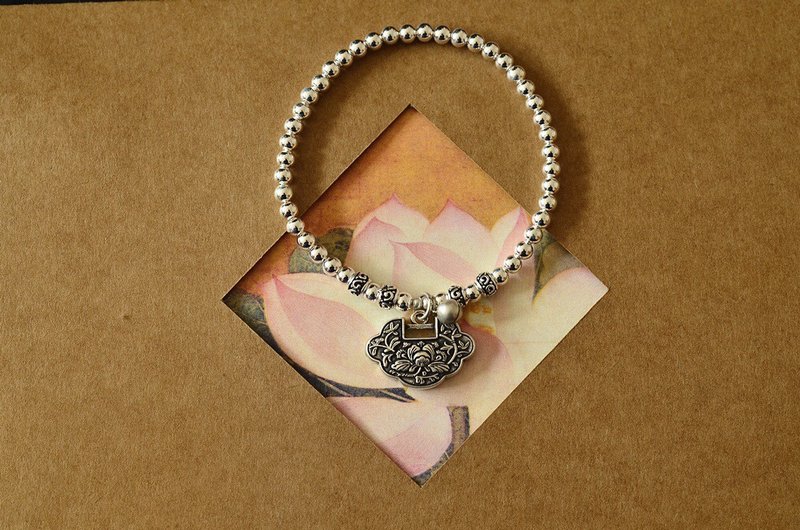 Handmade sterling silver bustling peony flower Ruyi lock design sterling silver bead bracelet - สร้อยข้อมือ - เงินแท้ สีเงิน