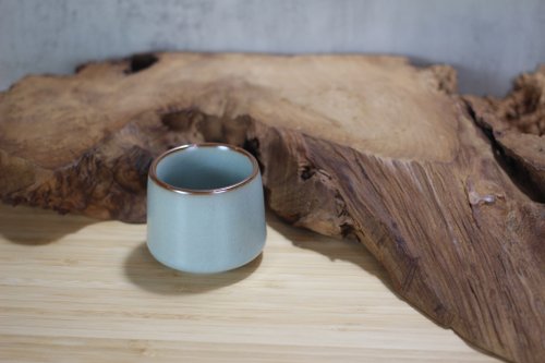 自然釉文創工作室 【母親節禮物】80ml 汝窯 無把 咖啡小緣杯 臺灣鶯歌製