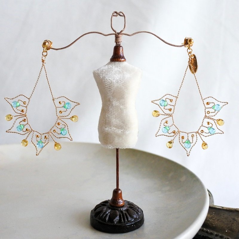 Iroka (Souten) wire accessory - 耳環/耳夾/耳骨夾 - 其他金屬 金色