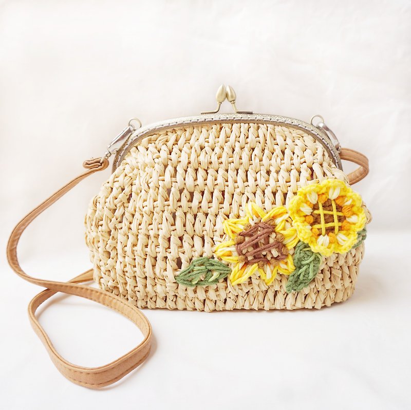 Crocheting Sunflower Messenger Bag