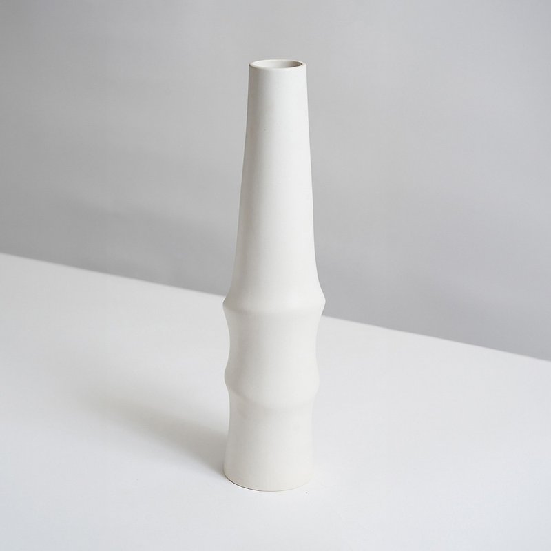 【3,co】Bamboo flower vessel-white - Plants - Porcelain White