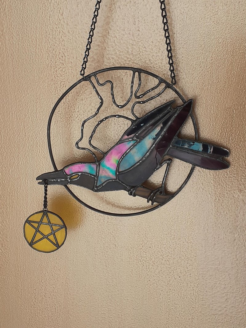 Crow Stained Glass Dreamcatcher, Raven Bird Ornament Star Pentagram Suncatcher - ตกแต่งผนัง - แก้ว สีดำ