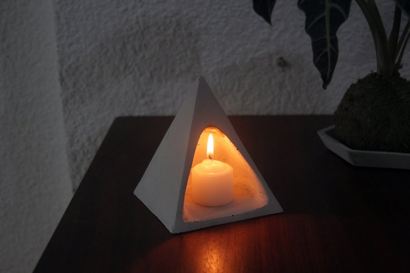 Tent| Cement geometric candlestick empty phoenix rack (with small candle)