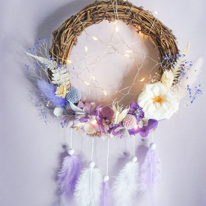 Preserved Flower Dreamcatcher with LED Light | Purple & White - โคมไฟ - พืช/ดอกไม้ สีม่วง