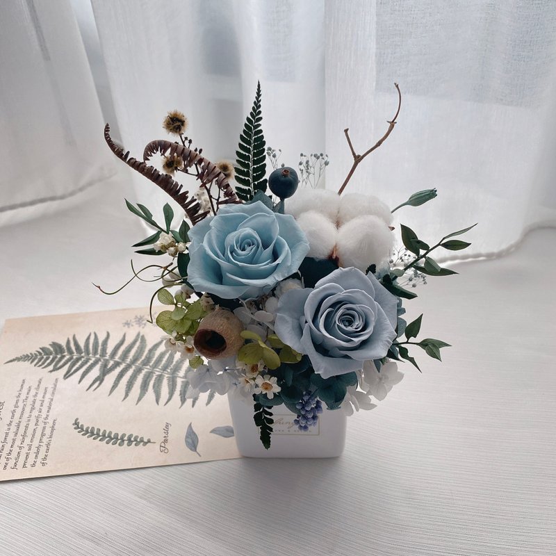YUNYUN 【莫藍個性】永生盆花/ S和M尺寸/ 祝賀 喬遷 入新居 - 乾燥花/永生花 - 植物．花 藍色