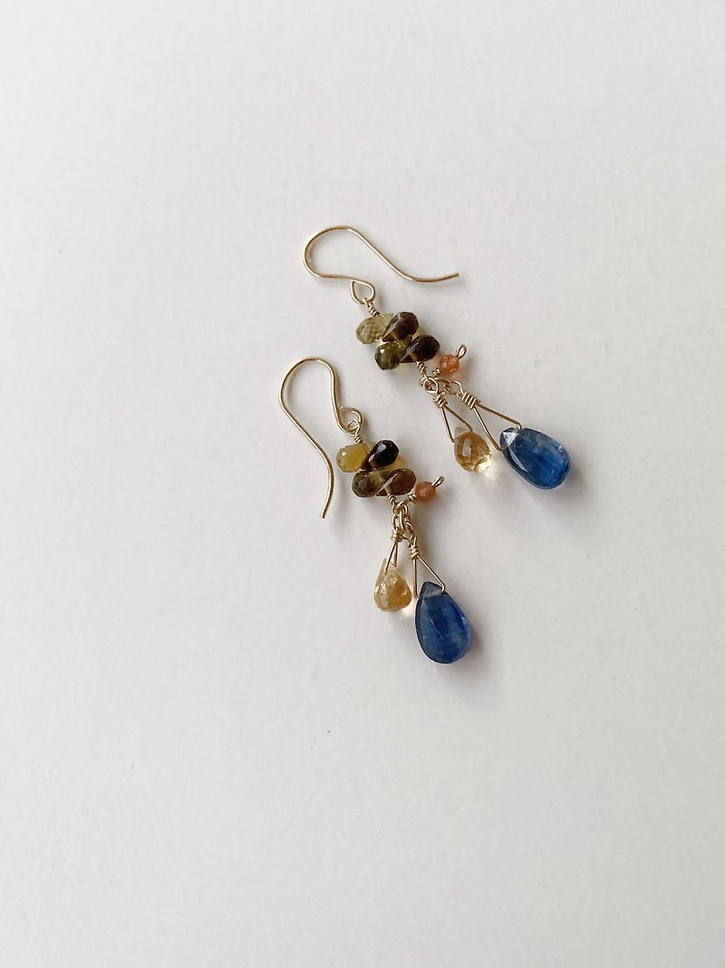 No.46 / 14kgf handmade earrings - Earrings & Clip-ons - Semi-Precious Stones Blue