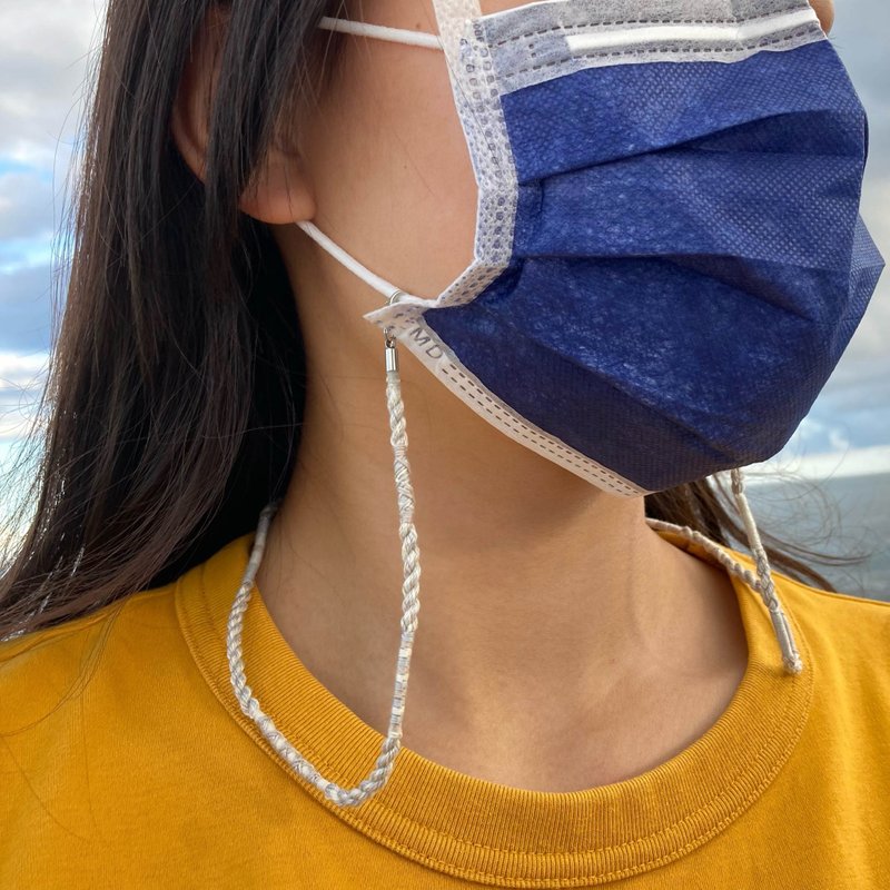 凪手作 空靈 原創手編口罩繩 眼鏡繩 眼鏡鍊 AirPods 項鍊 - 手機掛繩/背帶 - 棉．麻 銀色
