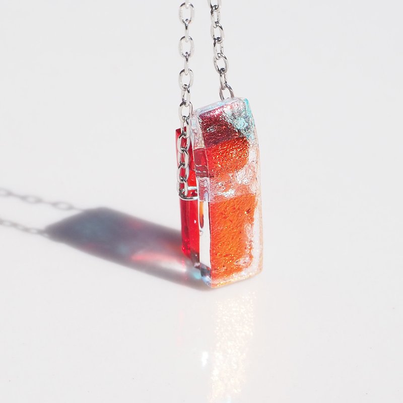 Small glowing glass (Nano [Sunset]) Chain necklace [Can be changed to an aroma pendant] [Cotton string, Silver 925 can be selected] [Made to order] - สร้อยคอ - แก้ว สีแดง