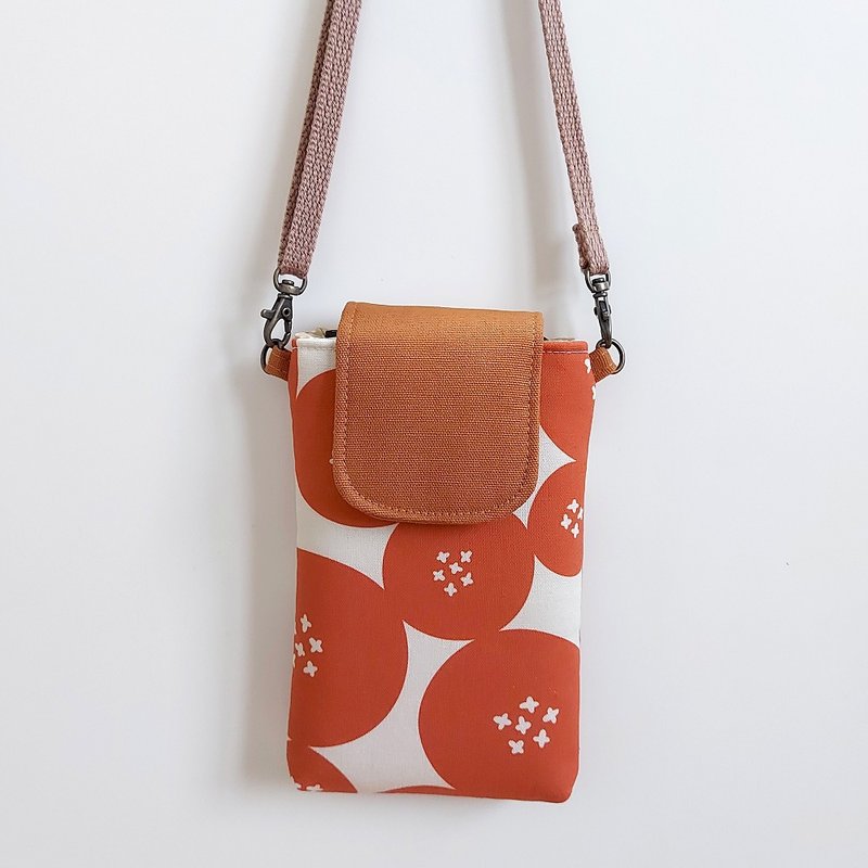 Crossbody/neck mobile phone bag - big button flower - เคส/ซองมือถือ - ผ้าฝ้าย/ผ้าลินิน 