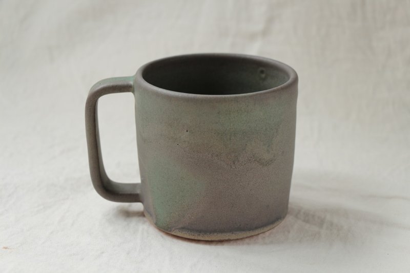 Warm Containing Light 04 Large Mug Coffee Cup Ceramic Cup - แก้วมัค/แก้วกาแฟ - ดินเผา 