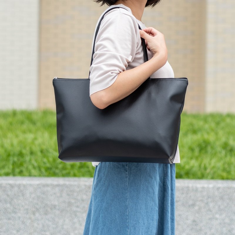 Plain leather large shoulder tote bag versatile black - Messenger Bags & Sling Bags - Faux Leather Black