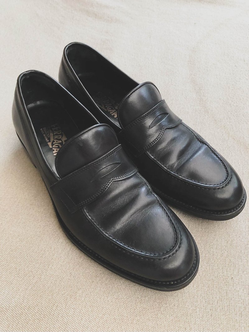 VINTAGE Salvatore Ferragamo Loafers - Men's Oxford Shoes - Genuine Leather Black