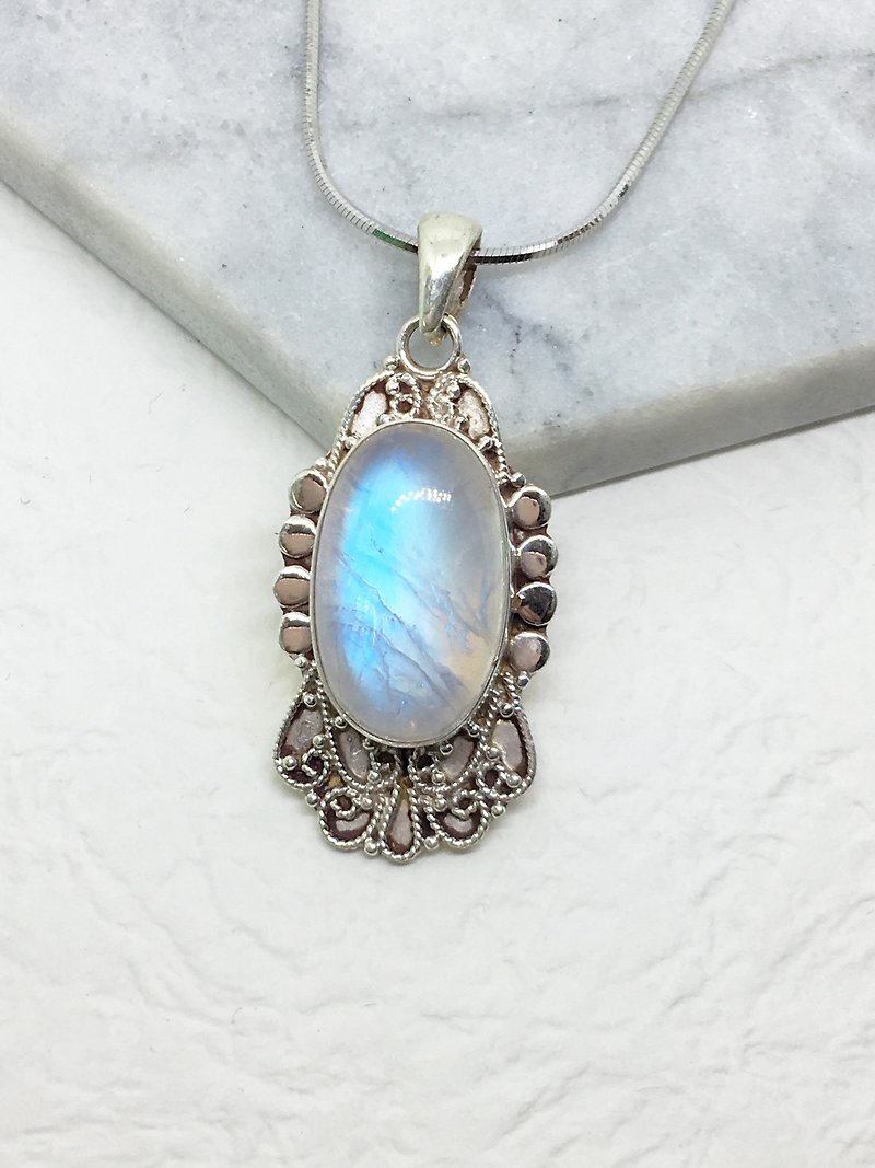 Moonlight stone 925 sterling silver palace style necklace Nepal handmade mosaic production - Necklaces - Gemstone Blue