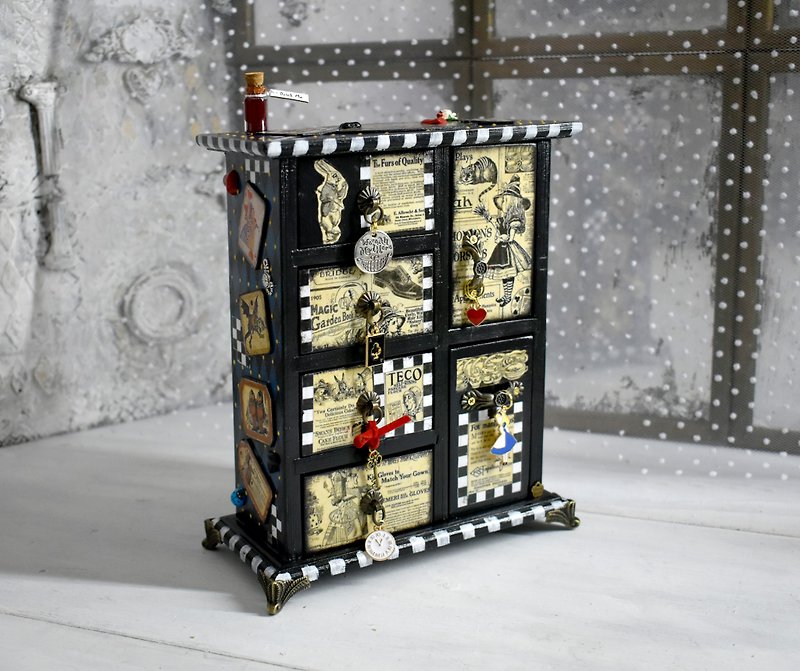 ALICE Mini Chest of Drawers for Jewelry Storage - กล่องเก็บของ - ไม้ 