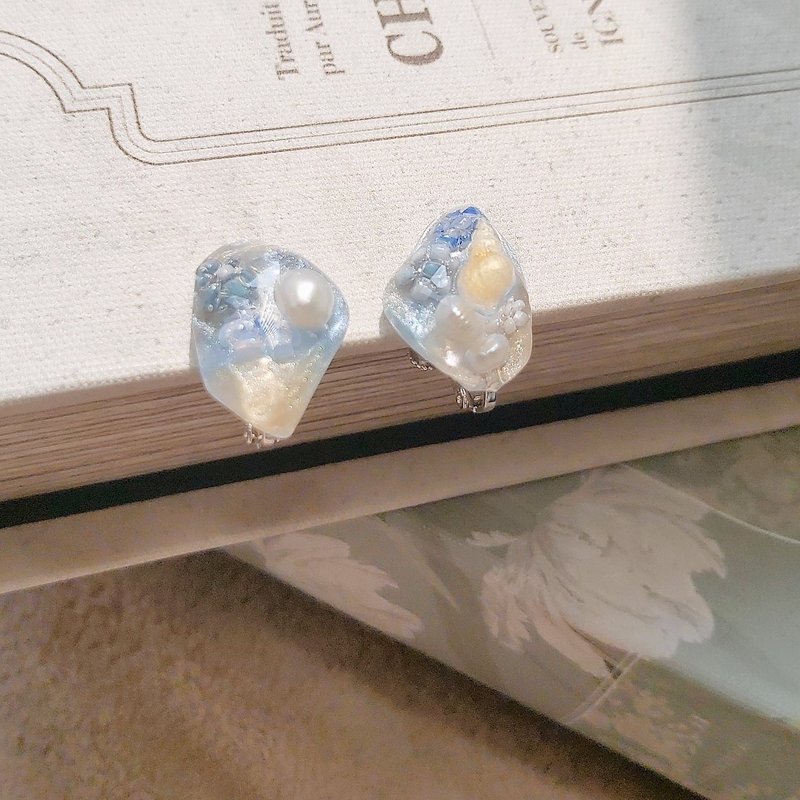 On- Clip-On Earrings Situation Gemstone - ต่างหู - เรซิน สีน้ำเงิน