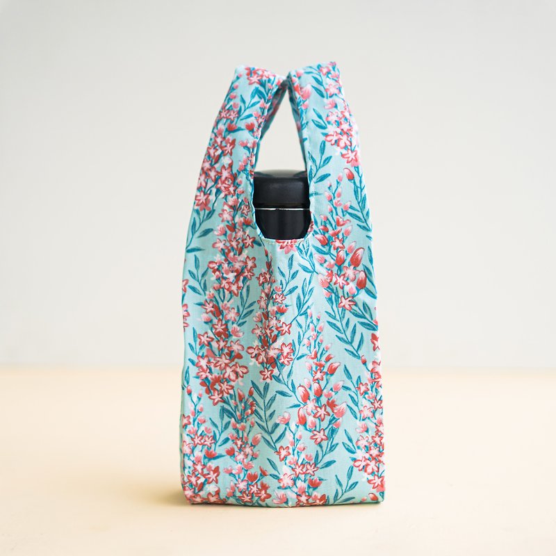Practical gift preferred small birch bag drink bag empty blue wisteria flower - Beverage Holders & Bags - Cotton & Hemp Multicolor
