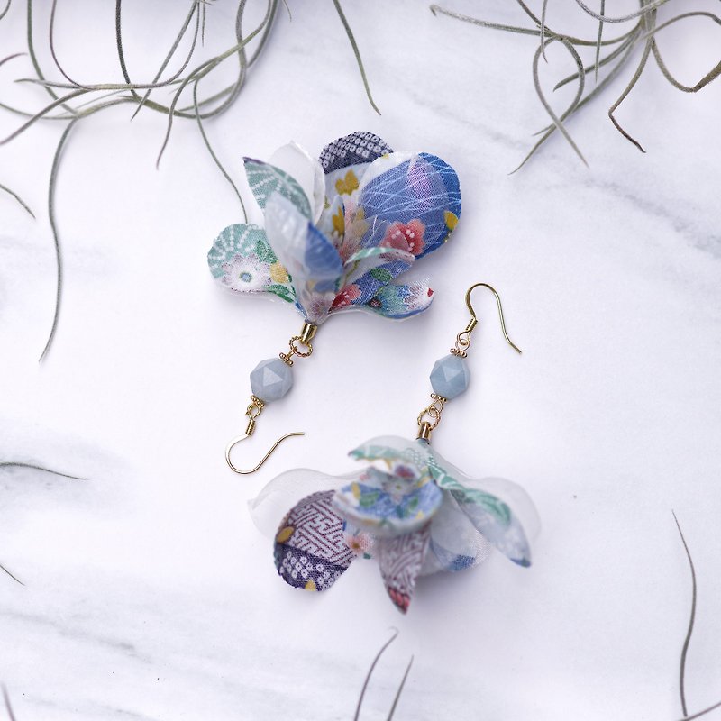 Natsuho夏帆 | Japanese-Style Dangle Sterling Silver Floral Earring - Fabric Flower