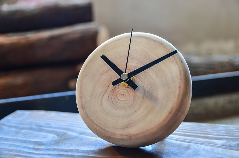 Log clock - beech handmade (micro oblique) - นาฬิกา - ไม้ สีนำ้ตาล