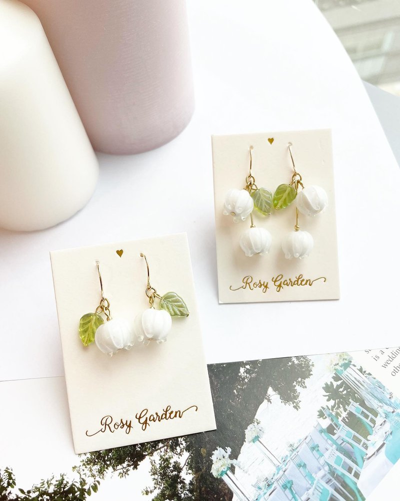 Rosy Garden glass made lily of the valley floral earrings - ต่างหู - แก้ว ขาว