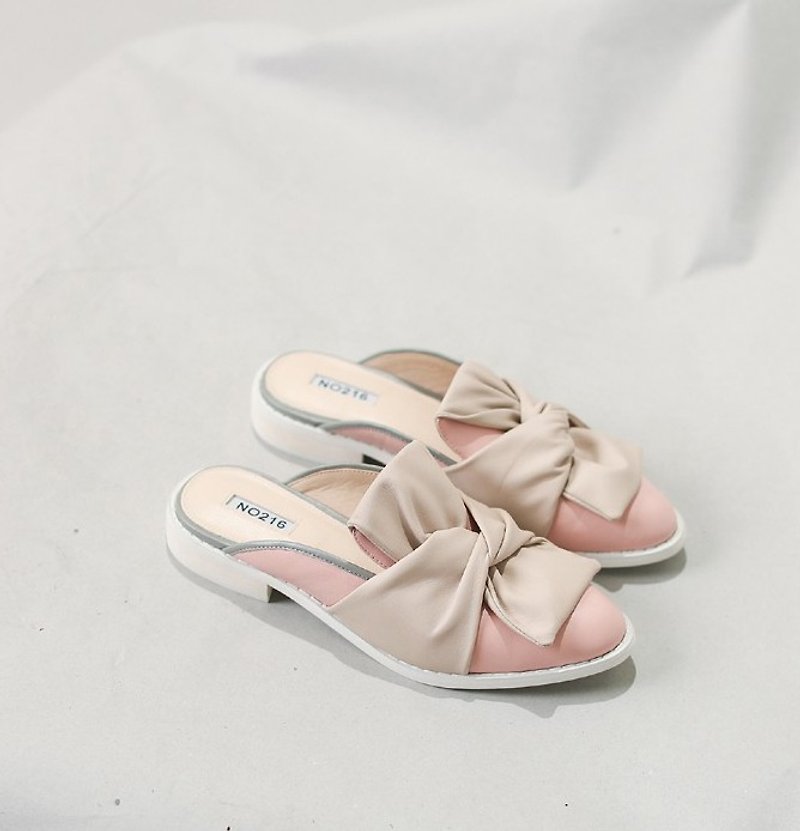 Flowers knot decorated wave side slippers leather shoes slippers pink apricot gray - รองเท้ารัดส้น - หนังแท้ สึชมพู