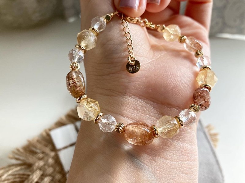 Earth tone natural crystal bracelet Bronze hair crystal x white crystal x yellow acestelite - สร้อยข้อมือ - คริสตัล 