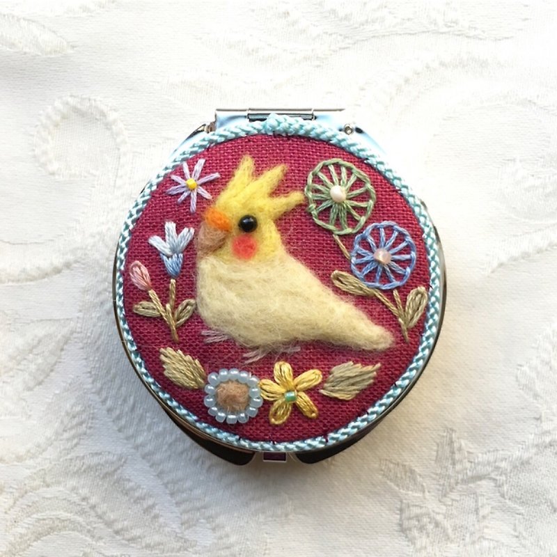 pill case of cockatiel - Other - Cotton & Hemp Red
