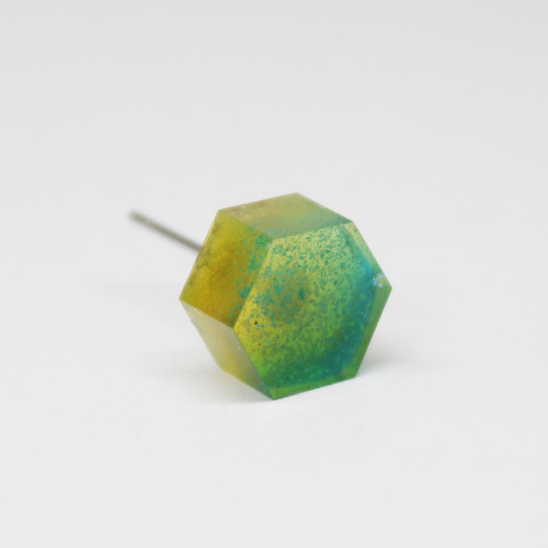 Resin Earrings / 447 / Soul Kitchen - Single Stud - ต่างหู - เรซิน สีเขียว