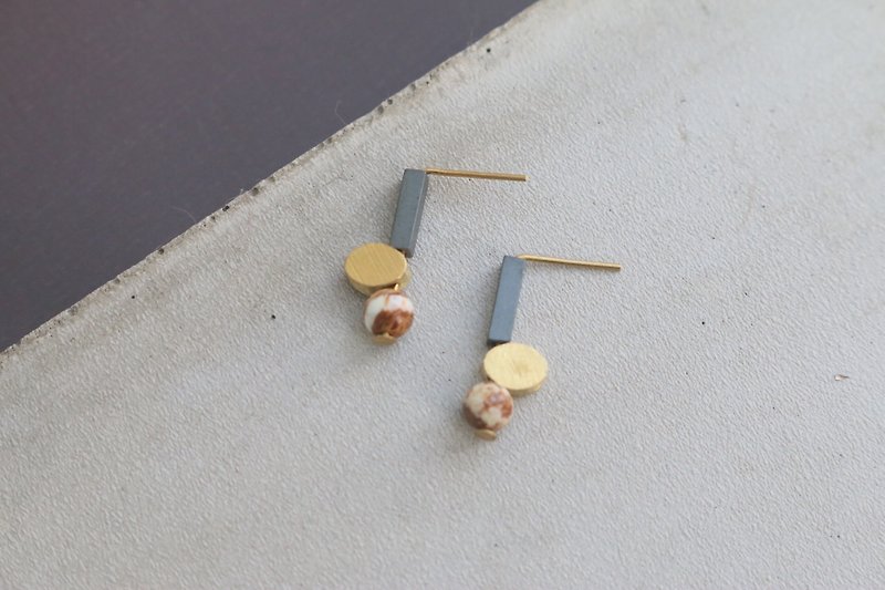 Agate brass earrings (1056, etc.) - สร้อยข้อมือ - โลหะ สีดำ