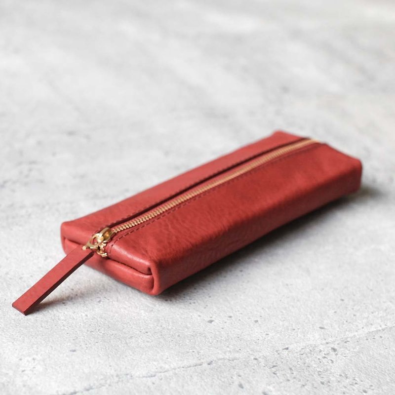 Vegetable Tanned Cowhide Rose Red Flat Rectangular Leather Pencil Case - กล่องดินสอ/ถุงดินสอ - หนังแท้ สีแดง