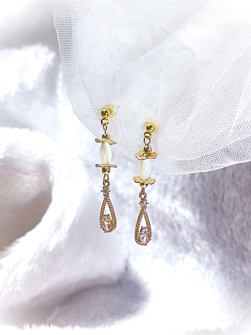[Can be customized] Shell beads • Stone| 14K gold-filled crystal earrings - ต่างหู - เปลือกหอย ขาว