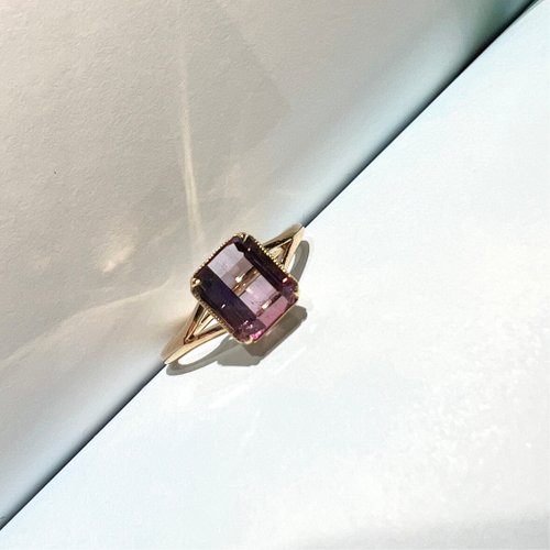 Splitting Colours Jewellery The Fusion - 天然紫配粉紅雙色碧璽(1.71ct) 18k黃金戒指
