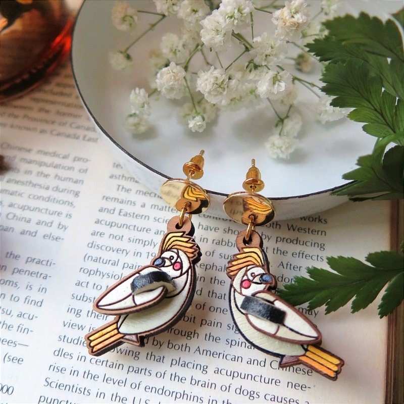 Wooden dangle earring cockatoo - ต่างหู - ไม้ สีเหลือง