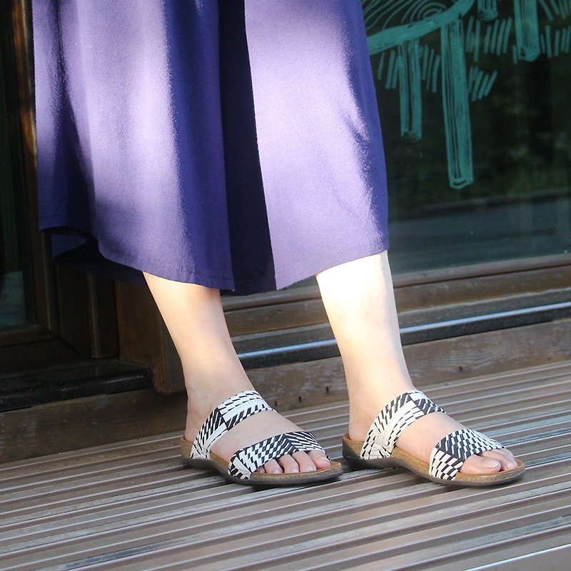 【Double Band  Diamond】Double Band Lycra Sandals/ Leather insole - Sandals - Genuine Leather White