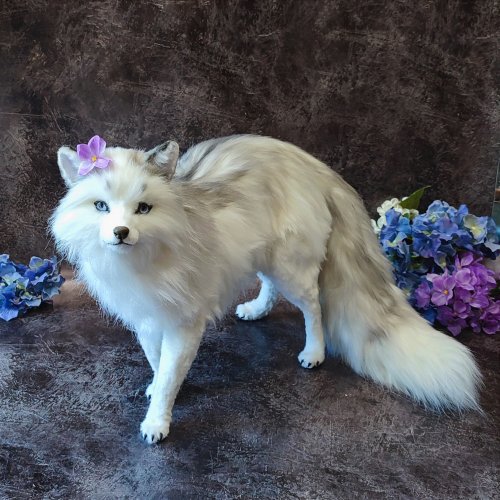 PawsandTailsUA 逼真白狐人造毛絨動物內部玩偶 OOAK 毛絨玩具